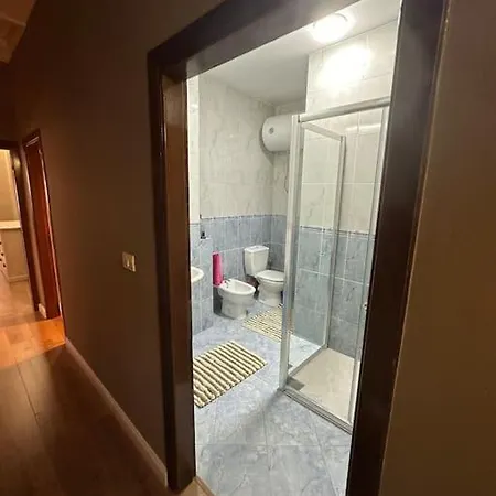 Διαμέρισμα Aaliyas-apartment 2 Πόγραδετς