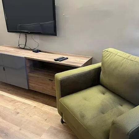 Aaliyas-apartment 2 * Πόγραδετς